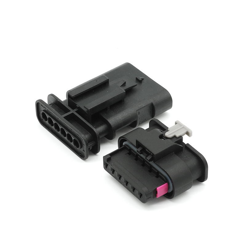 178646-1 Female Connector